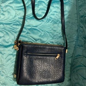 No name brand purse
